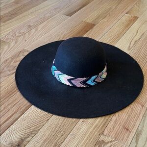 Missoni NWT Stylish Brown Wide-Brim Hat with Multicolor chevron Band felt
